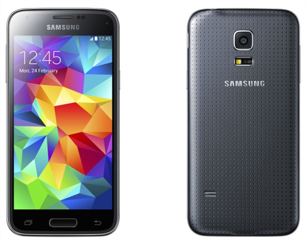 Samsung-Galaxy-S5-Mini-vs-HTC-One-Mini-2