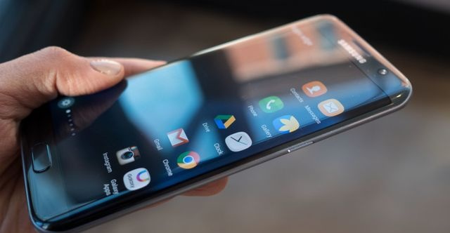 Huawei, Vivo и Xiaomi выпустят смартфоны с гибкими дисплеями Samsung Edge