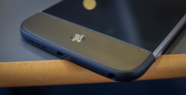 LG G5 официально представлен: все особенности смартфона в одном видео