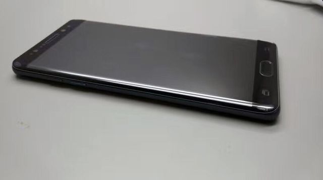 Samsung Galaxy Note 7: три новых фотографии смартфона