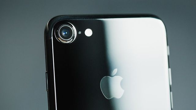 Сравнение Google Pixel и iPhone 7: лучшие смартфоны на рынке